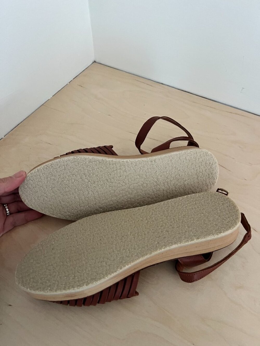 Mapache  Loma sandals | Tabacco - Picture 7 of 8